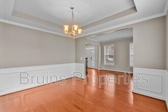 2324 Alderbrook Dr in High Point, NC - Building Photo - Building Photo