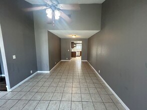 2835 E Norman Ave in Visalia, CA - Building Photo - Building Photo