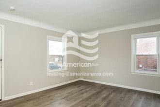 15710 Stephens Rd in Eastpointe, MI - Building Photo - Building Photo