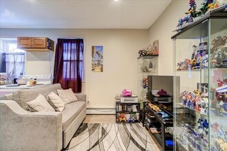 90 Sullivan St in Wurtsboro, NY - Building Photo - Building Photo