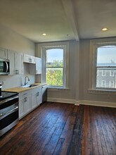 2116 N Charles St in Baltimore, MD - Building Photo - Building Photo