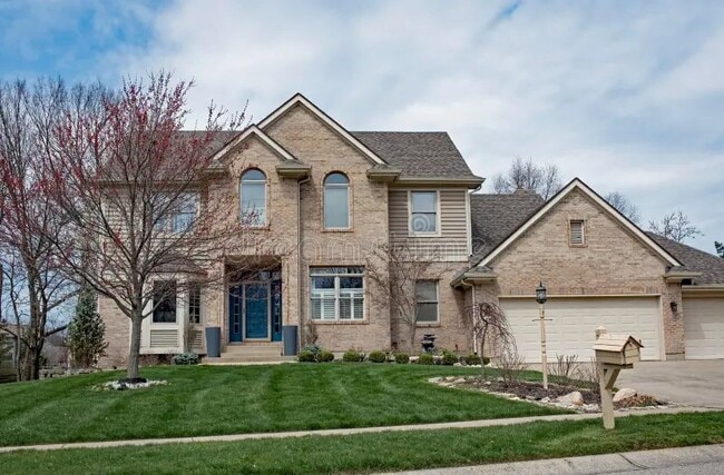 property at 3639 E Jackson Ct