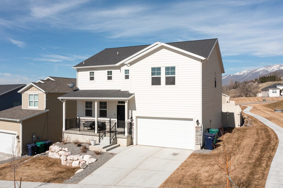 Eastside Village in Layton, UT - Building Photo