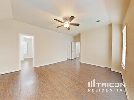 21434 Palma Grove Way in Houston, TX - Building Photo