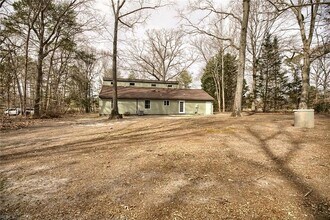 3580 Woodstock Rd in Gloucester, VA - Foto de edificio - Building Photo