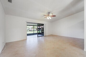 22 Walcott Dr in Boynton Beach, FL - Building Photo - Building Photo