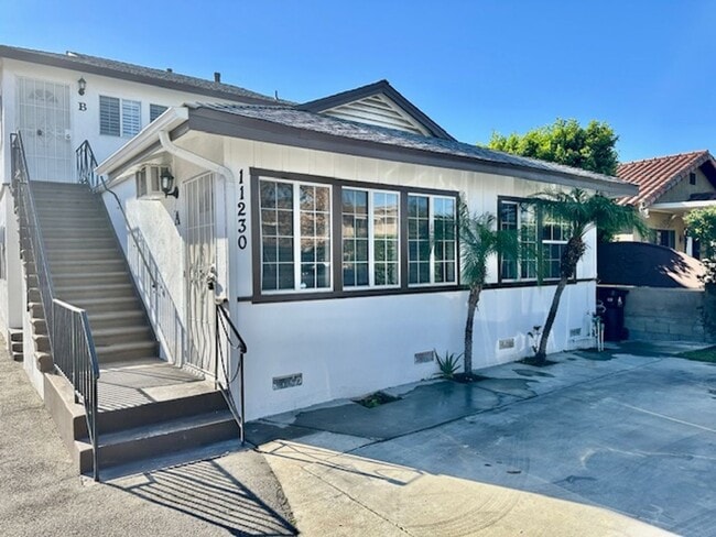 property at 11228-11230 Oxnard St