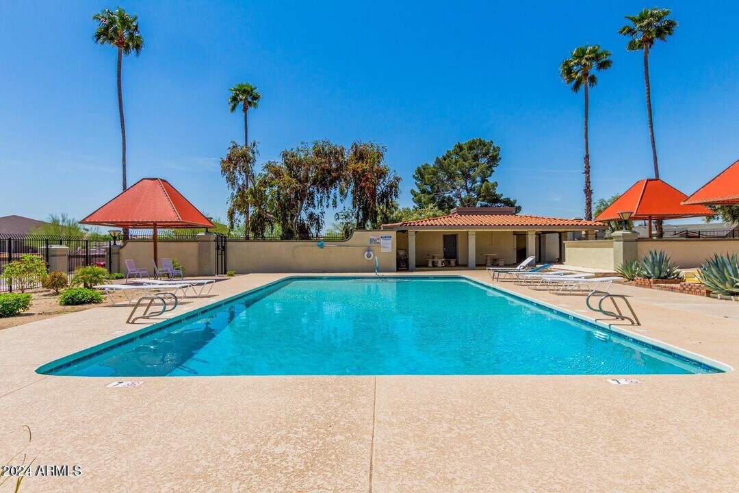 14245 N Oakwood Ln in Fountain Hills, AZ - Building Photo