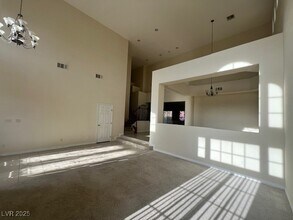 2725 Kildrummie St in Henderson, NV - Building Photo - Building Photo