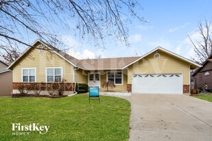 4674 Peggyann Dr in St. Charles, MO - Building Photo