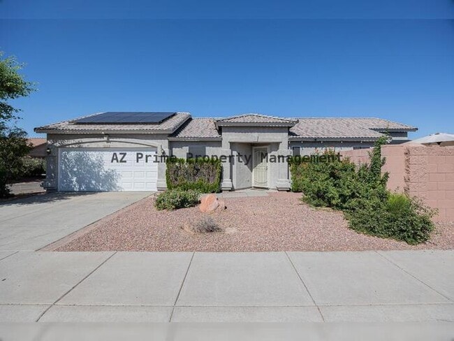 15614 N 34th St in Phoenix, AZ - Foto de edificio - Building Photo