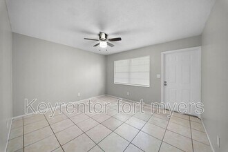 464 Carolina Ave in Ft. Myers, FL - Building Photo - Building Photo