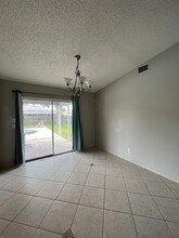 1321 SE Navajo Ln in Port St. Lucie, FL - Building Photo - Building Photo