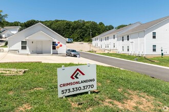 Crimson Landing in Farmington, MO - Building Photo - Building Photo