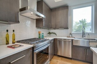 46 Murdock St in Somerville, MA - Building Photo - Building Photo