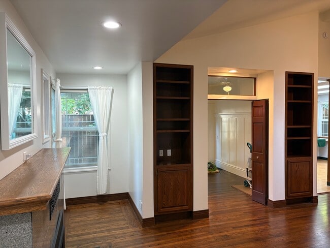 2 Shady Ln in Larkspur, CA - Building Photo - Building Photo