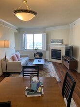 901 North Monroe Street, Unit Apt 1203 in Arlington, VA - Building Photo - Building Photo