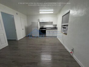 5814 Taylor St in Hollywood, FL - Building Photo - Building Photo