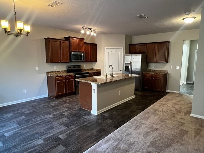214 Brooklet Cir in St. Marys, GA - Building Photo - Building Photo
