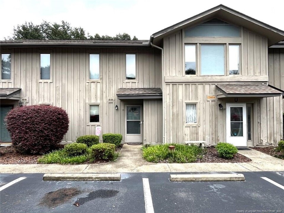 940 Linden Rd in Pinehurst, NC - Building Photo