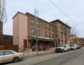 4000 Chestnut St in Philadelphia, PA - Building Photo - Building Photo
