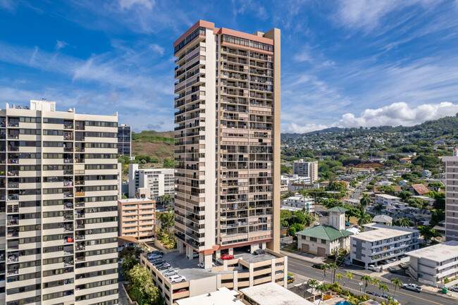 Wilder at Piikoi in Honolulu, HI - Building Photo - Building Photo