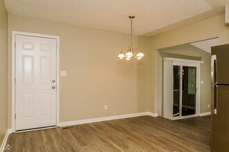 6815 Turnberry Way in Indianapolis, IN - Building Photo - Building Photo