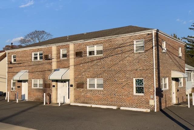 679 Hilda St in East Meadow, NY - Building Photo - Building Photo