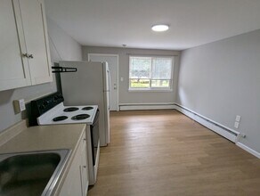 1113 Portland-Cobalt Rd in Portland, CT - Building Photo - Building Photo