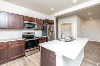 The Allure at 57 in Norwalk, IA - Foto de edificio - Building Photo