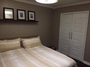 430 Wimbledon Road Northeast in Atlanta, GA - Building Photo - Building Photo