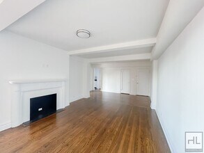 5 AVENUE in New York, NY - Building Photo - Building Photo