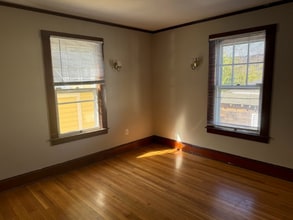 14-16-16 Slater Ave, Unit 14 in Norwich, CT - Building Photo - Building Photo