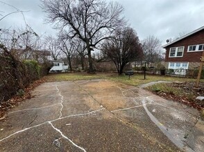 3110 Calvert Ave in Breckenridge Hills, MO - Building Photo - Building Photo