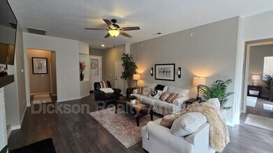 10522 Eagle Falls Way in Reno, NV - Building Photo - Building Photo