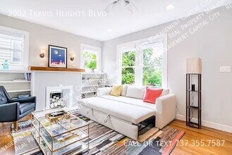 2002 Travis Heights Blvd in Austin, TX - Building Photo - Building Photo