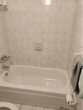 111-16 Inwood St in Queens, NY - Building Photo - Building Photo