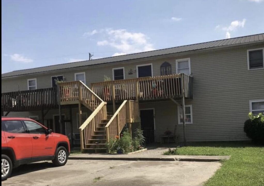 706 Sizemore Dr in Richmond, KY - Building Photo