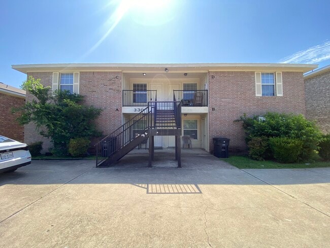 330 S 40th St, Unit B in Killeen, TX - Foto de edificio - Building Photo