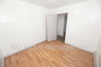 936 Tennent Ave in Pinole, CA - Building Photo - Building Photo