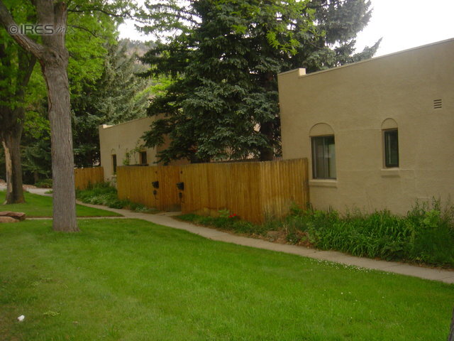 615 Cascade Ave in Boulder, CO - Foto de edificio - Building Photo