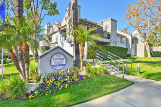 Lomita Court in Rancho Cucamonga, CA - Foto de edificio - Building Photo