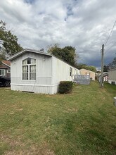 728 Pearl Dr in Loudonville, OH - Building Photo - Building Photo