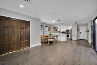 3959 Salisbury Pl in Las Vegas, NV - Building Photo - Building Photo