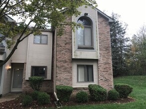 42825 Lilley Pointe Dr, Unit 42825 in Canton, MI - Building Photo - Building Photo