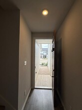 1108 Bowie Dr in Lewisville, TX - Foto de edificio - Building Photo