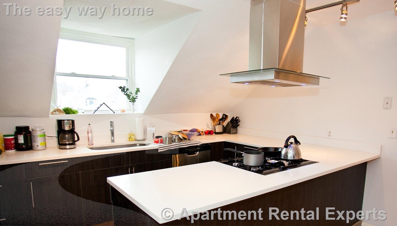 5 Munroe St in Somerville, MA - Foto de edificio