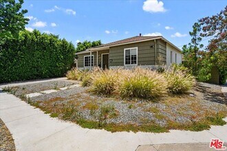 17512 Bullock St in Los Angeles, CA - Building Photo - Building Photo