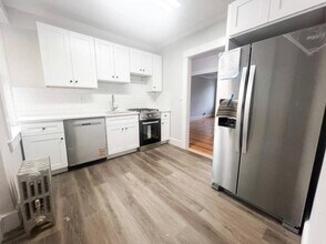 56-58-58 Selkirk Rd in Brighton, MA - Building Photo - Building Photo