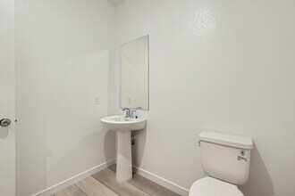 232 Oliver Peak Ave in Henderson, NV - Building Photo - Building Photo